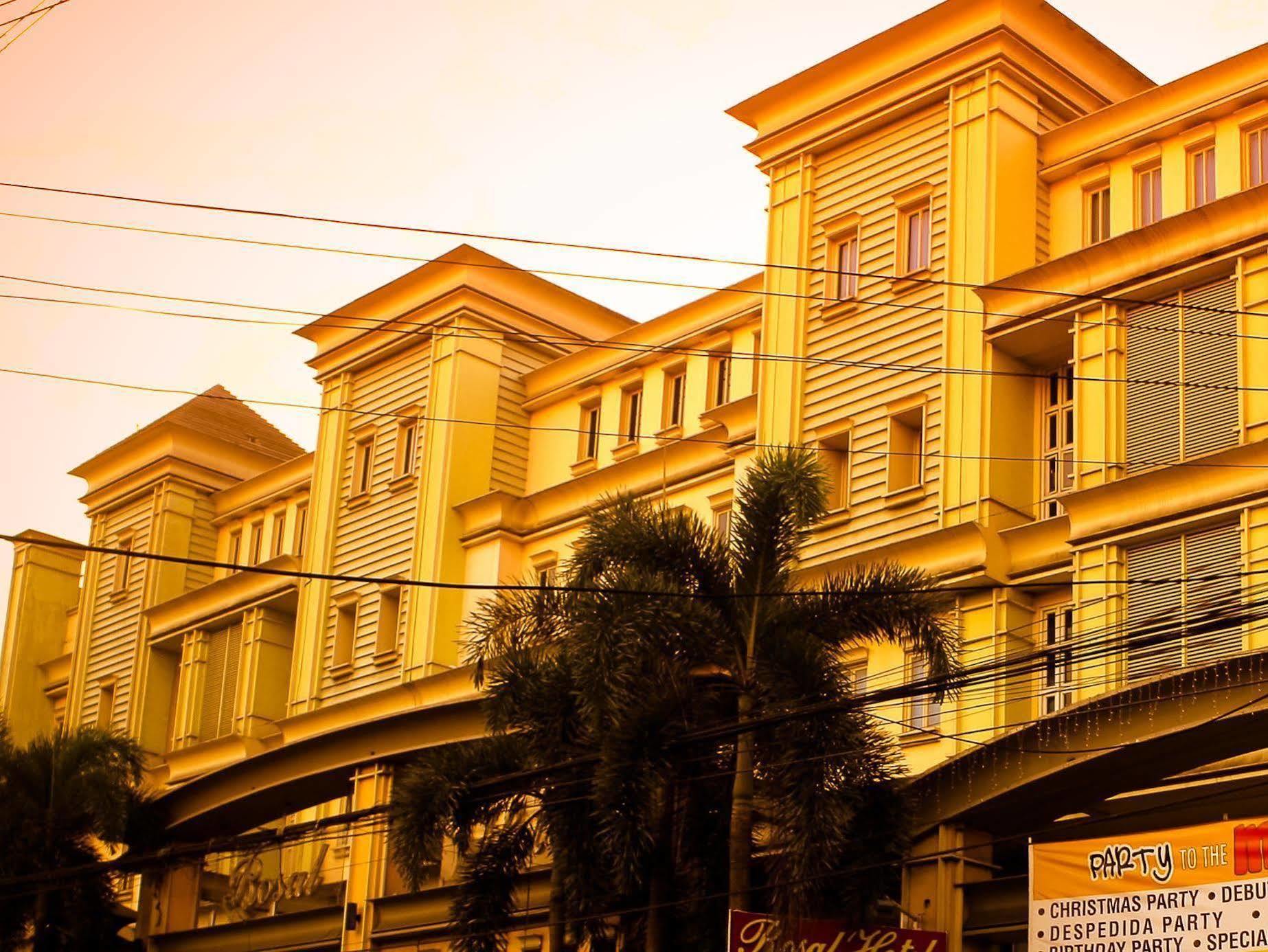Jardin De Rosal Hotel Pasig City Exterior foto